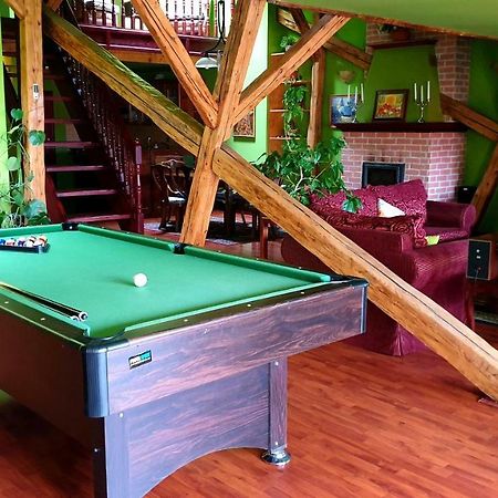 Luxury Oldtown Loft 320M2 On Hlavna Street Lägenhet Košice Exteriör bild